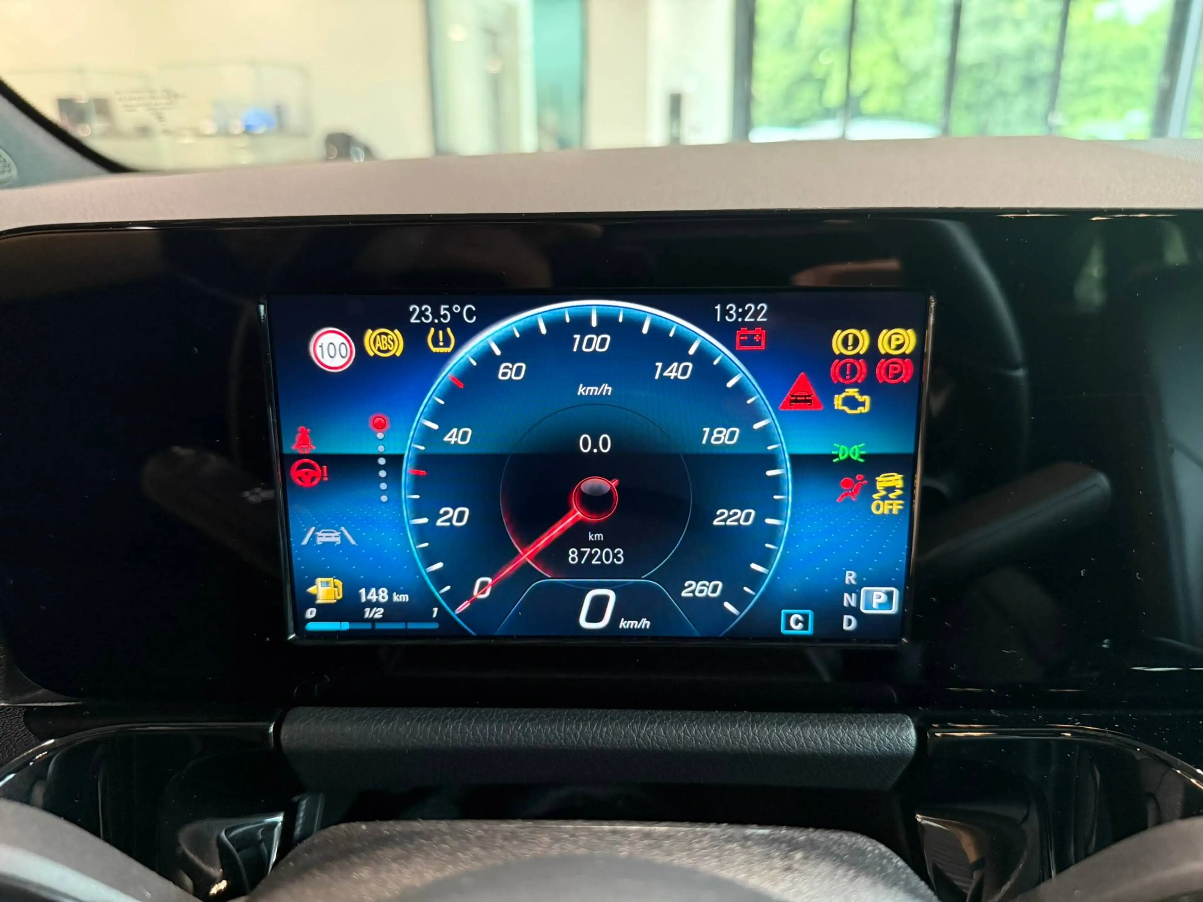 Mercedes-Benz GLA 200 GLA 200 d CARPLAY/NAVI/AUTOMATIK/BUSINESSPAKET/ — photo 14