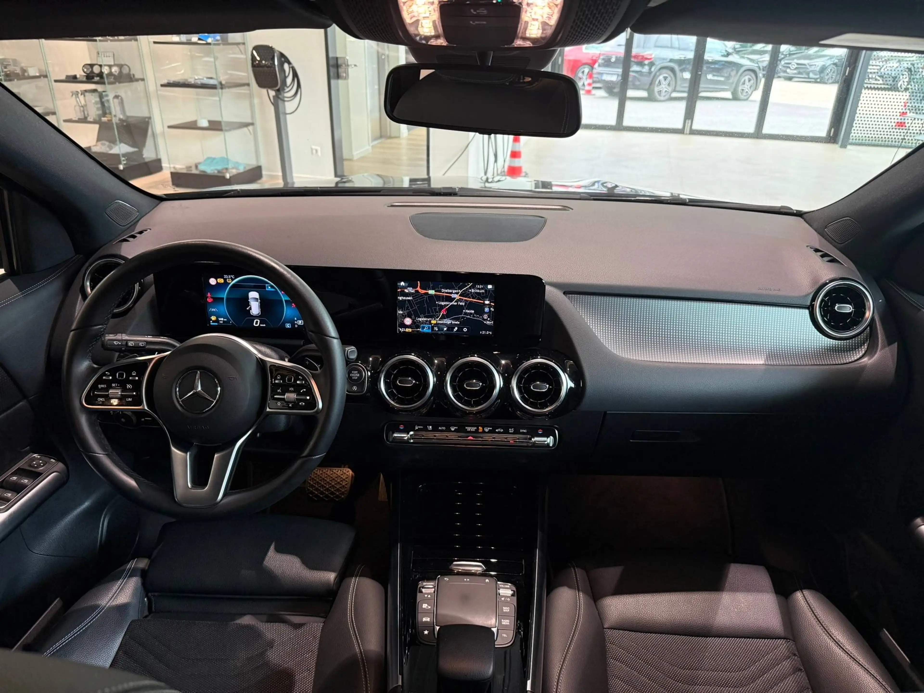 Mercedes-Benz GLA 200 GLA 200 d CARPLAY/NAVI/AUTOMATIK/BUSINESSPAKET/ — photo 11