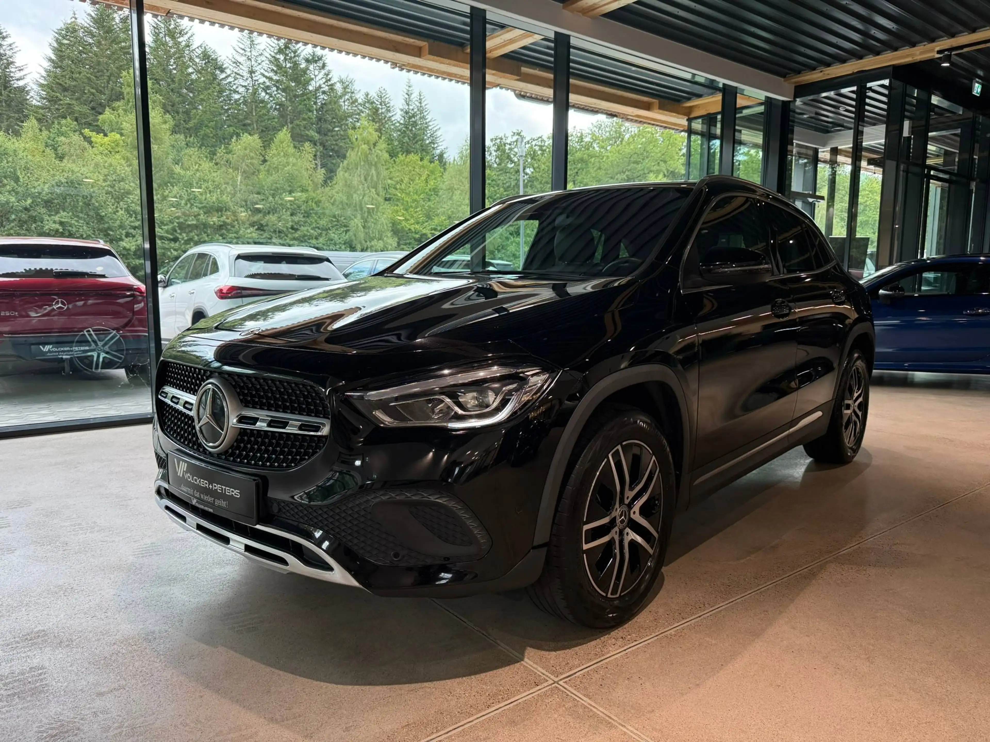 Mercedes-Benz GLA 200 GLA 200 d CARPLAY/NAVI/AUTOMATIK/BUSINESSPAKET/ — photo 2