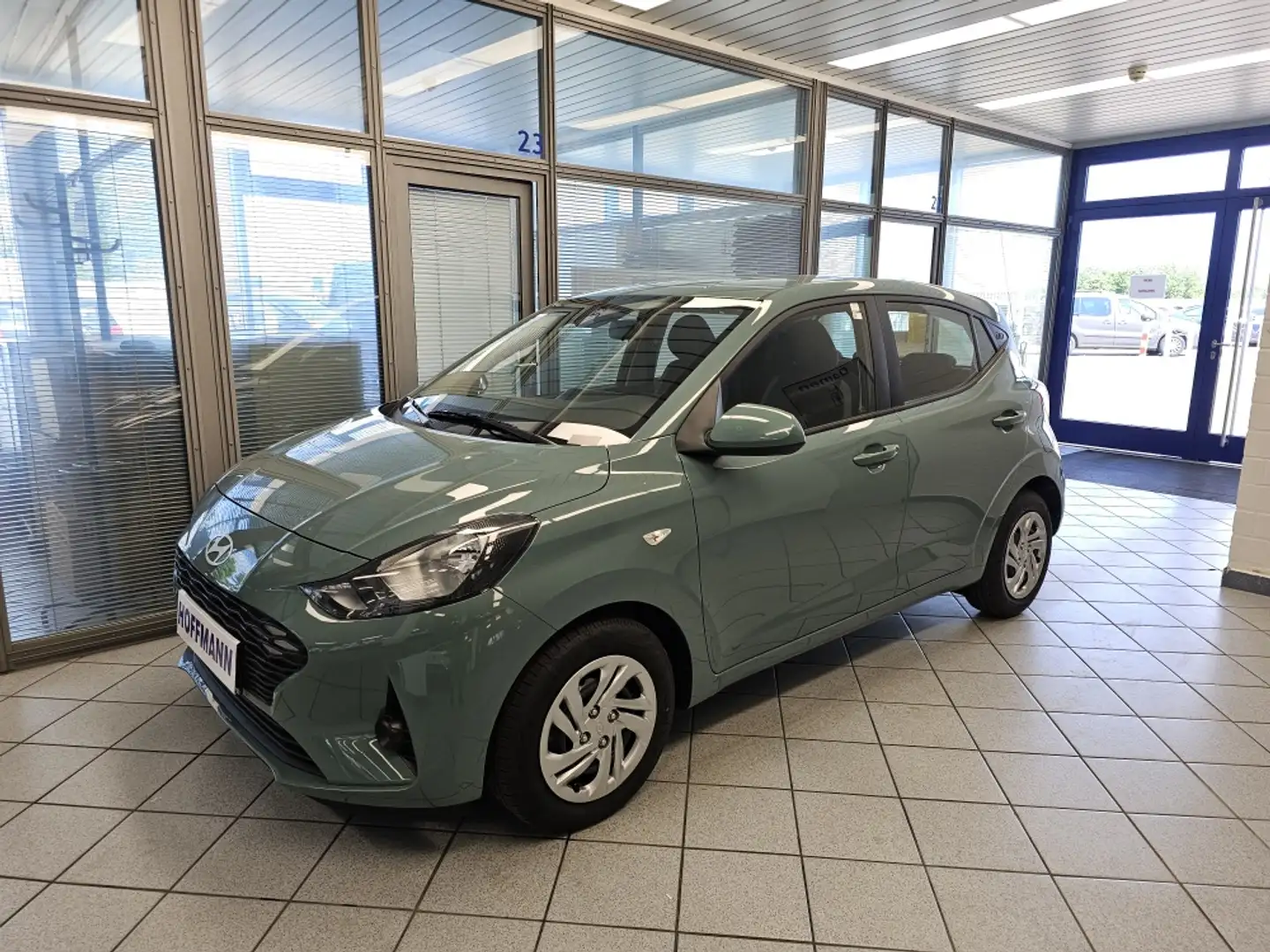 Hyundai i10 Navi,PDC+Kamera,Tempomat,Klimaanlage Green - 2