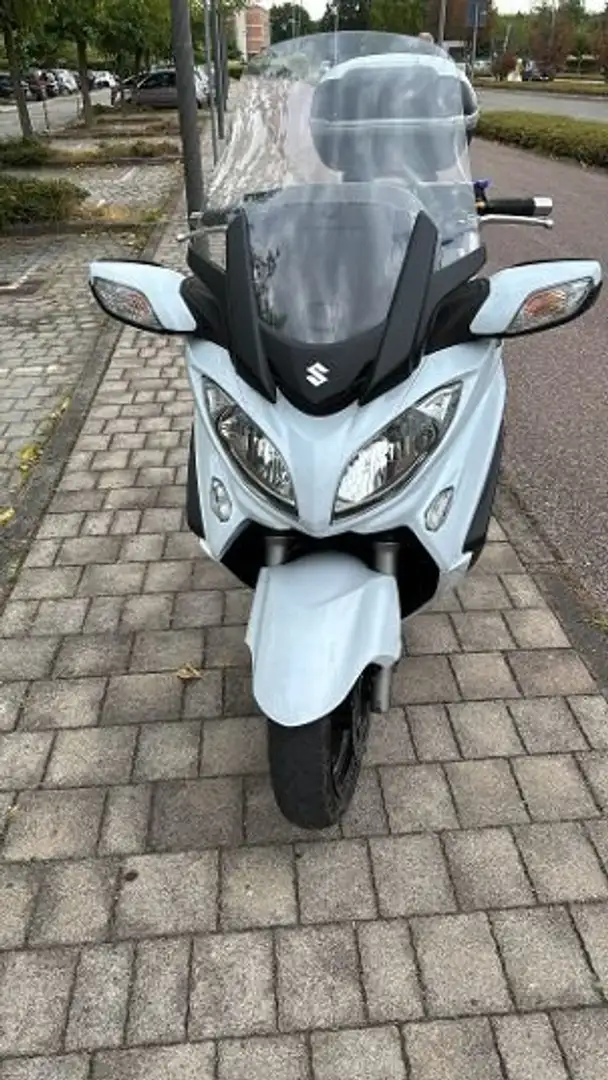 Suzuki Burgman 650 Executive Alb - 2