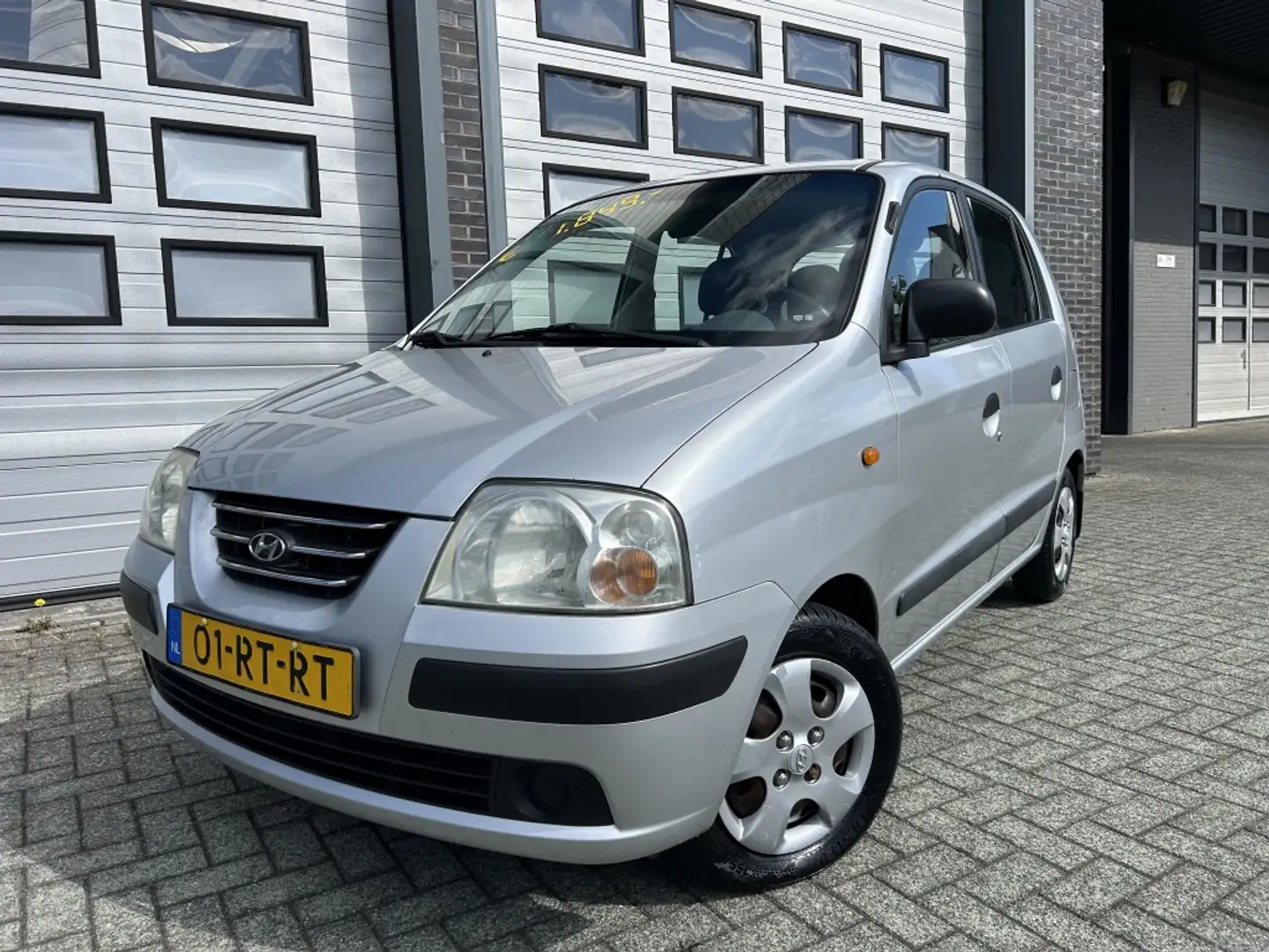 Hyundai Atos 1.1i Active Stuurbekr/ Elec ramen Rijd top! Gris - 1