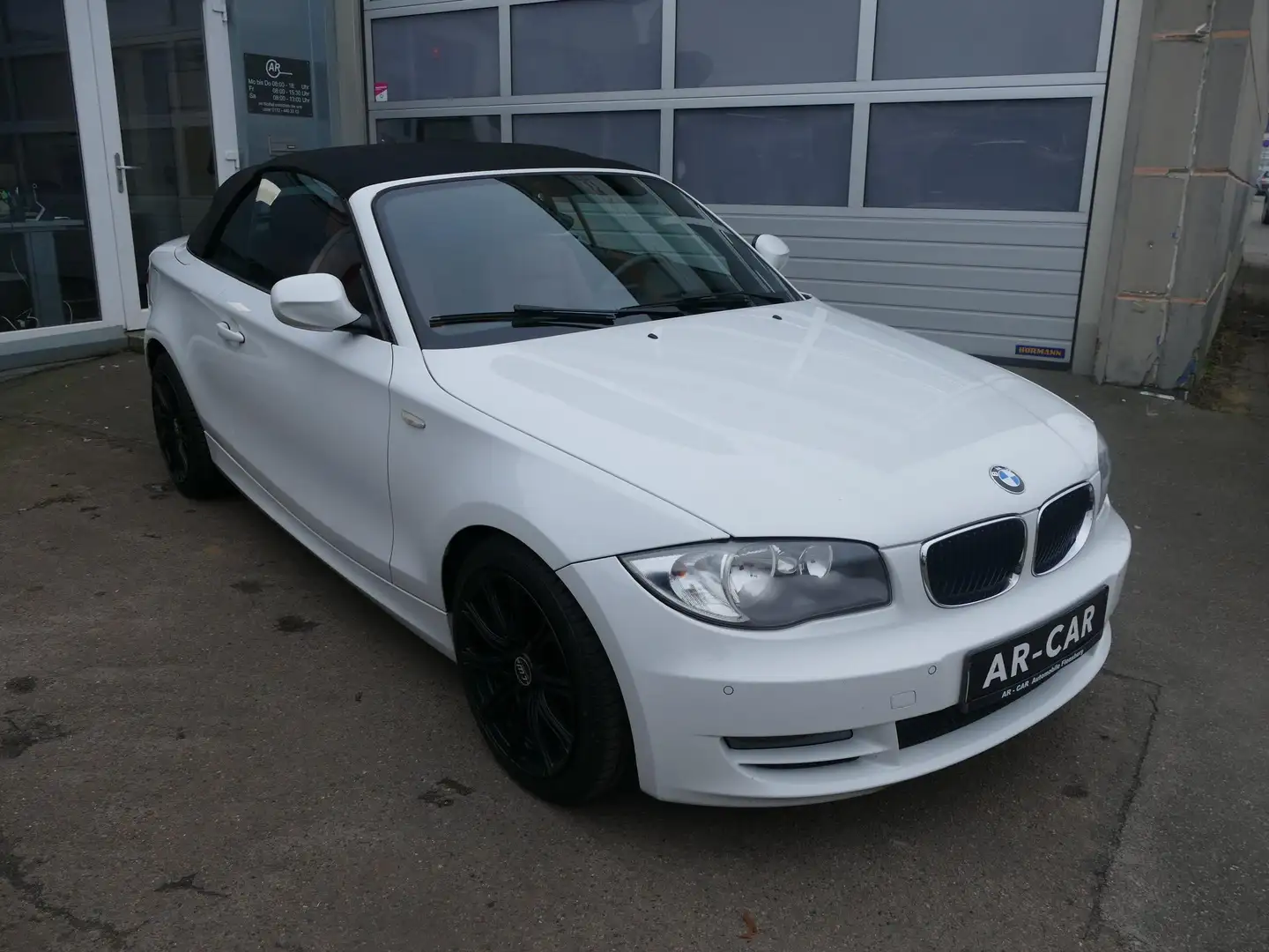 BMW 118 118i Cabrio Cabriolet Klima Leder Radio CD Sitzhei Weiß - 2