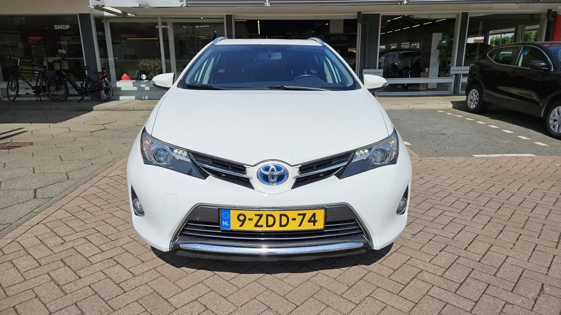 Toyota Auris 1.8 Hybrid 136pk Aut Aspiration Wit - 2