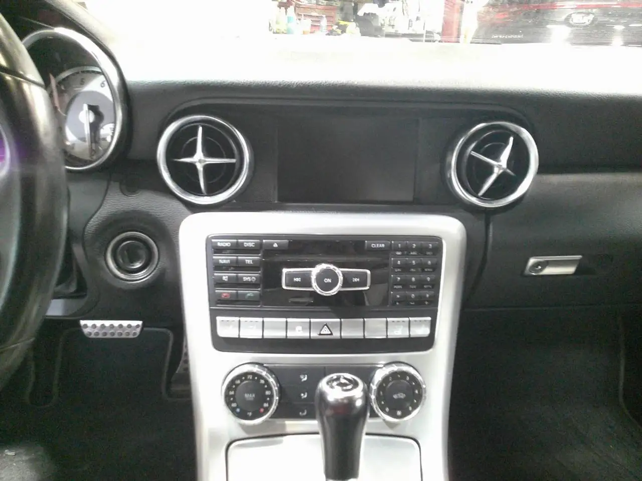 Mercedes-Benz SLK снимка Mercedes-Benz SLK