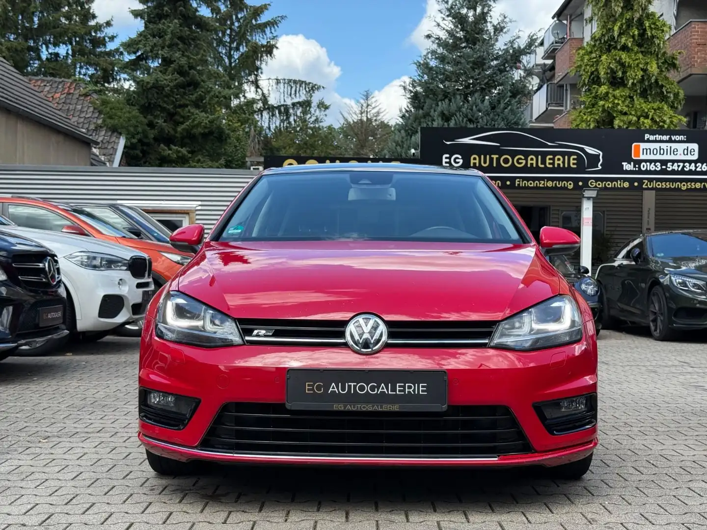 Volkswagen Golf VII Lim. Cup BMT R-Line*AUTOM*PANO*BI-XEN* Rot - 2