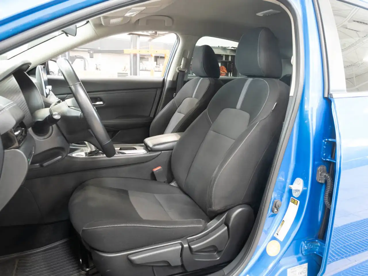 Nissan Sentra fotografie Nissan Sentra