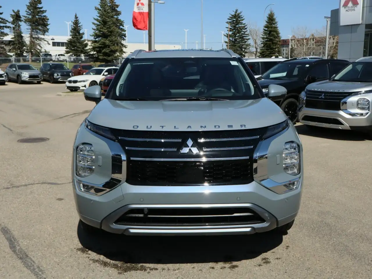 Mitsubishi Outlander photo Mitsubishi Outlander