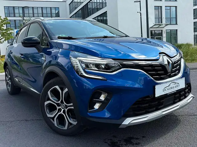 Renault Captur view 2