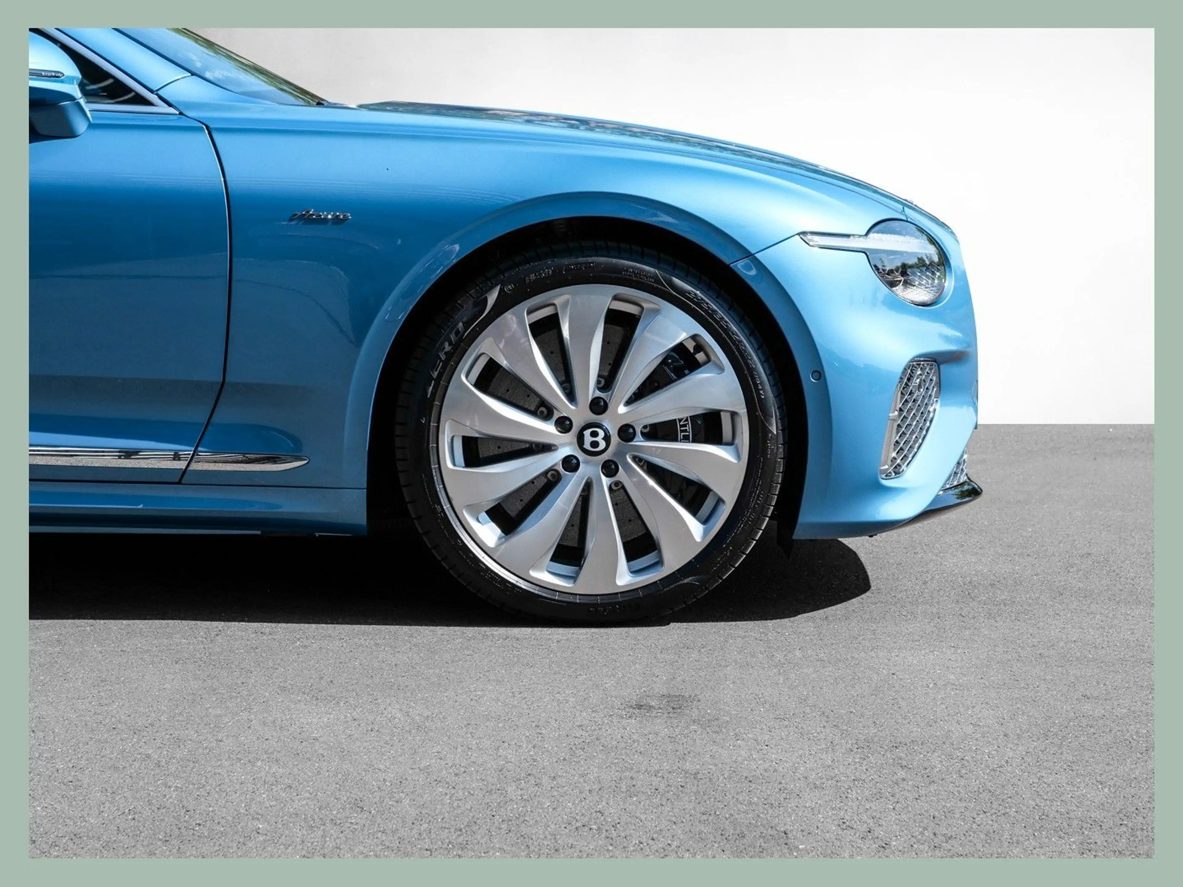 Bentley Continental GTC Azure // BENTLEY DÜSSELDORF — photo 11