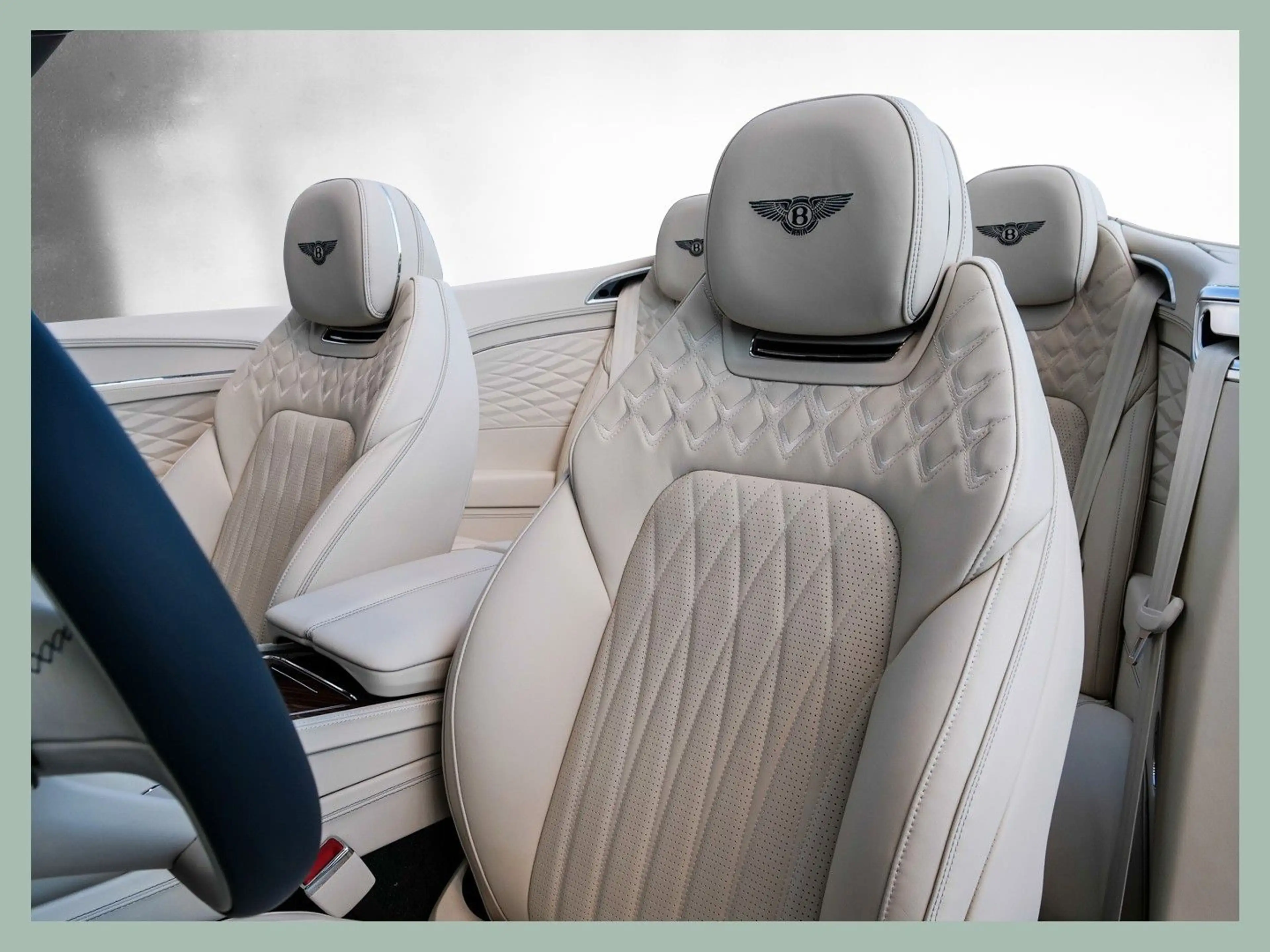 Bentley Continental GTC Azure // BENTLEY DÜSSELDORF — photo 14