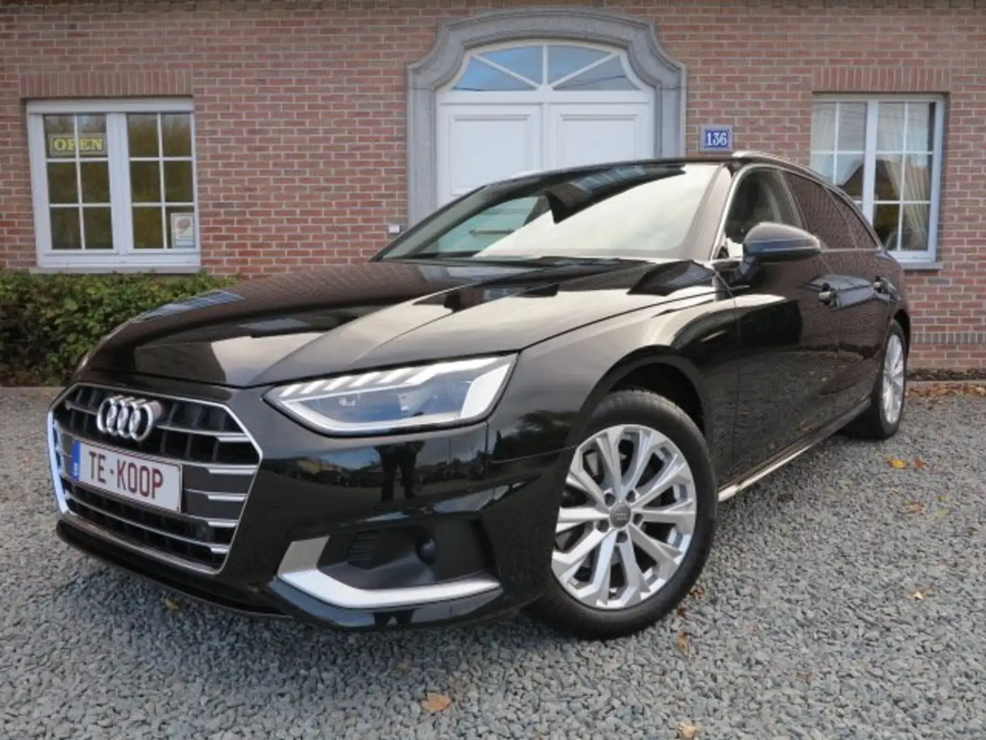 Audi A4 Avant 35 TDI AUT. ADVANCED PLATINUM+PANOR.DAK Noir - 1