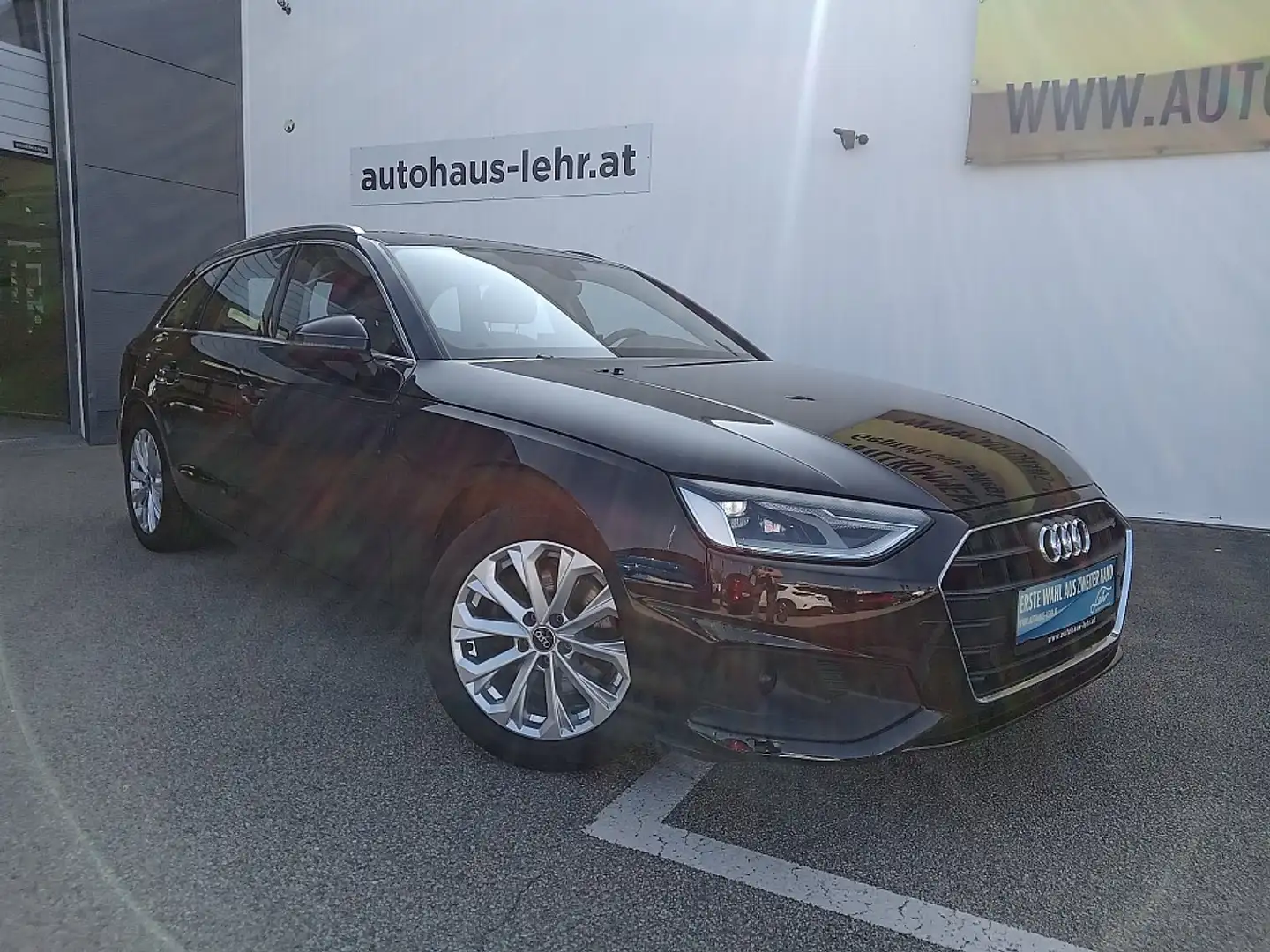 Audi A4 Avant 30 TDI S-tronic Nero - 1
