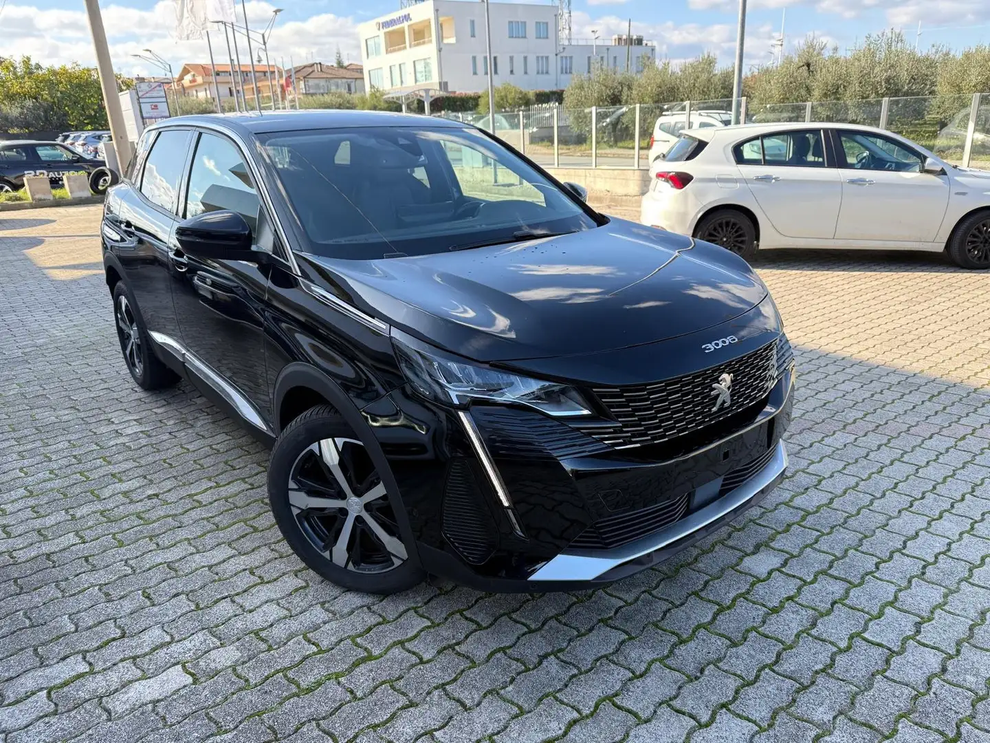 Peugeot 3008 1.5 bluehdi Allure Pack EAT8 Negro - 1
