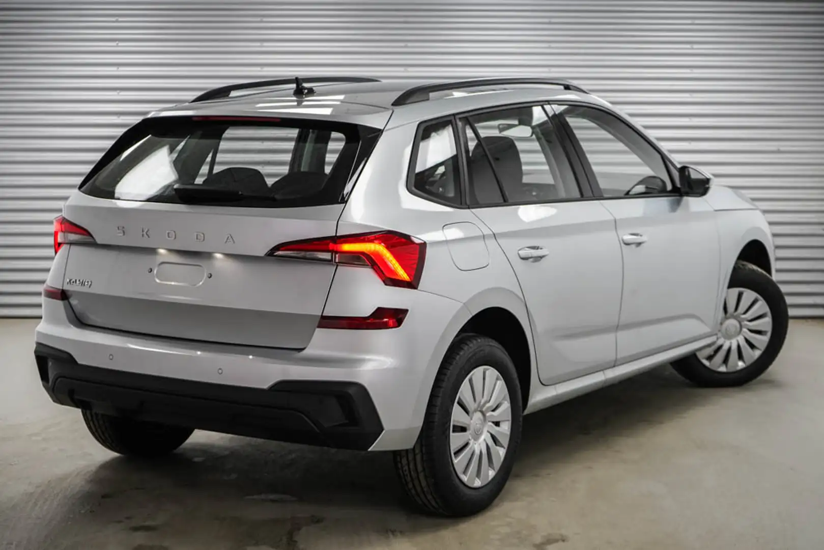 Skoda Kamiq 1,0 TSI DSG Essence - LAGER Silber - 2