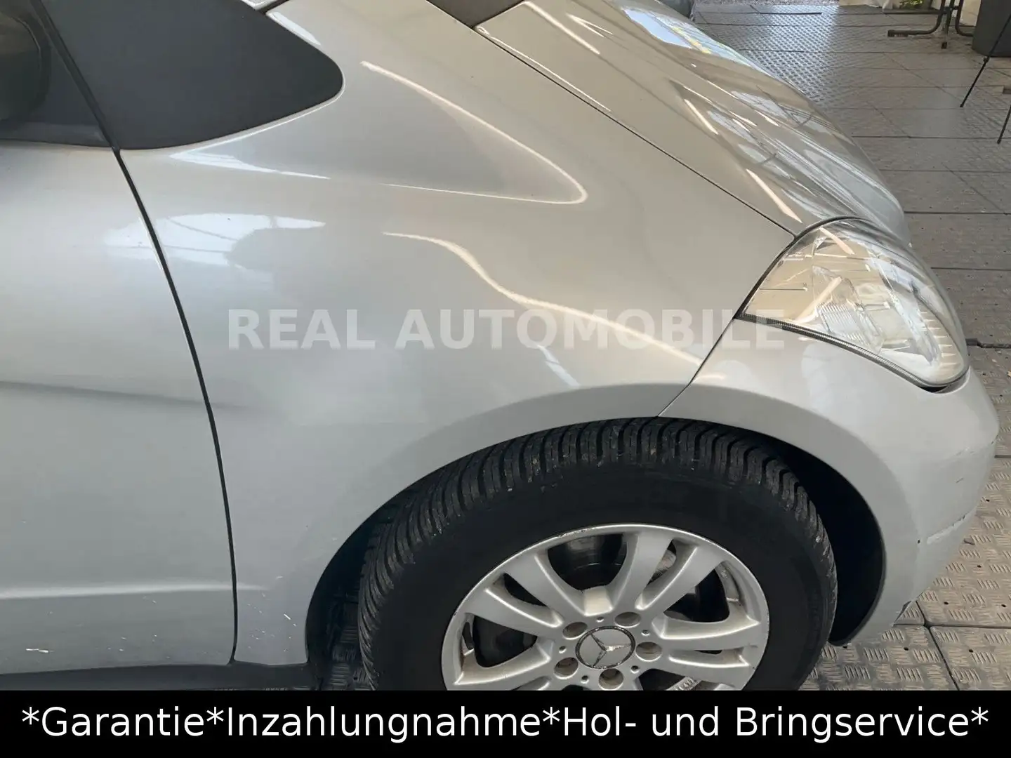 Mercedes-Benz A 180 A -Klasse A 180 CDI AUTOMATIK *TÜV 11-2026 Argintiu - 2