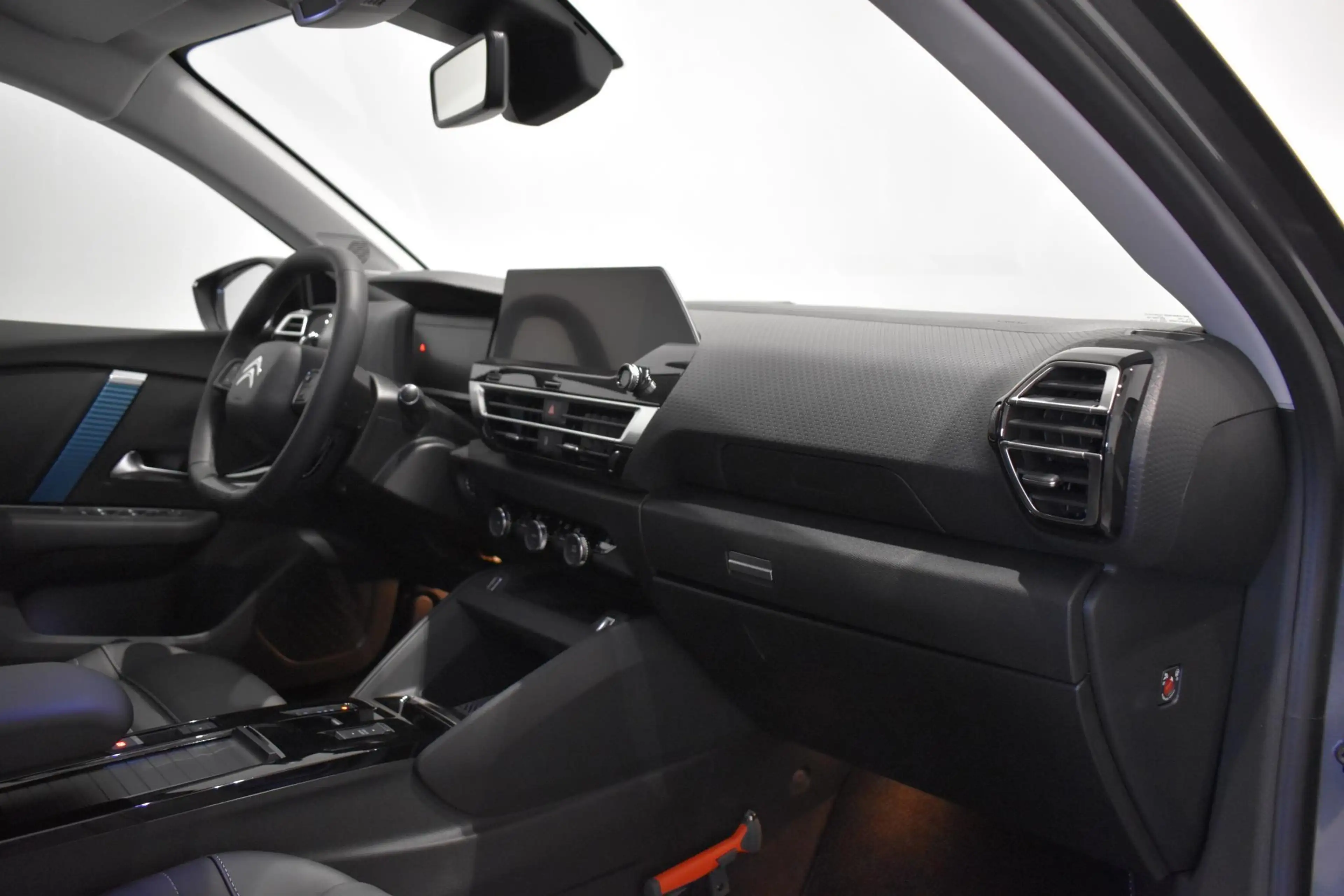 Citroen E-C4 Electric Shine 50 kWh Camera/ leder & verwarmde massage sto — photo 8