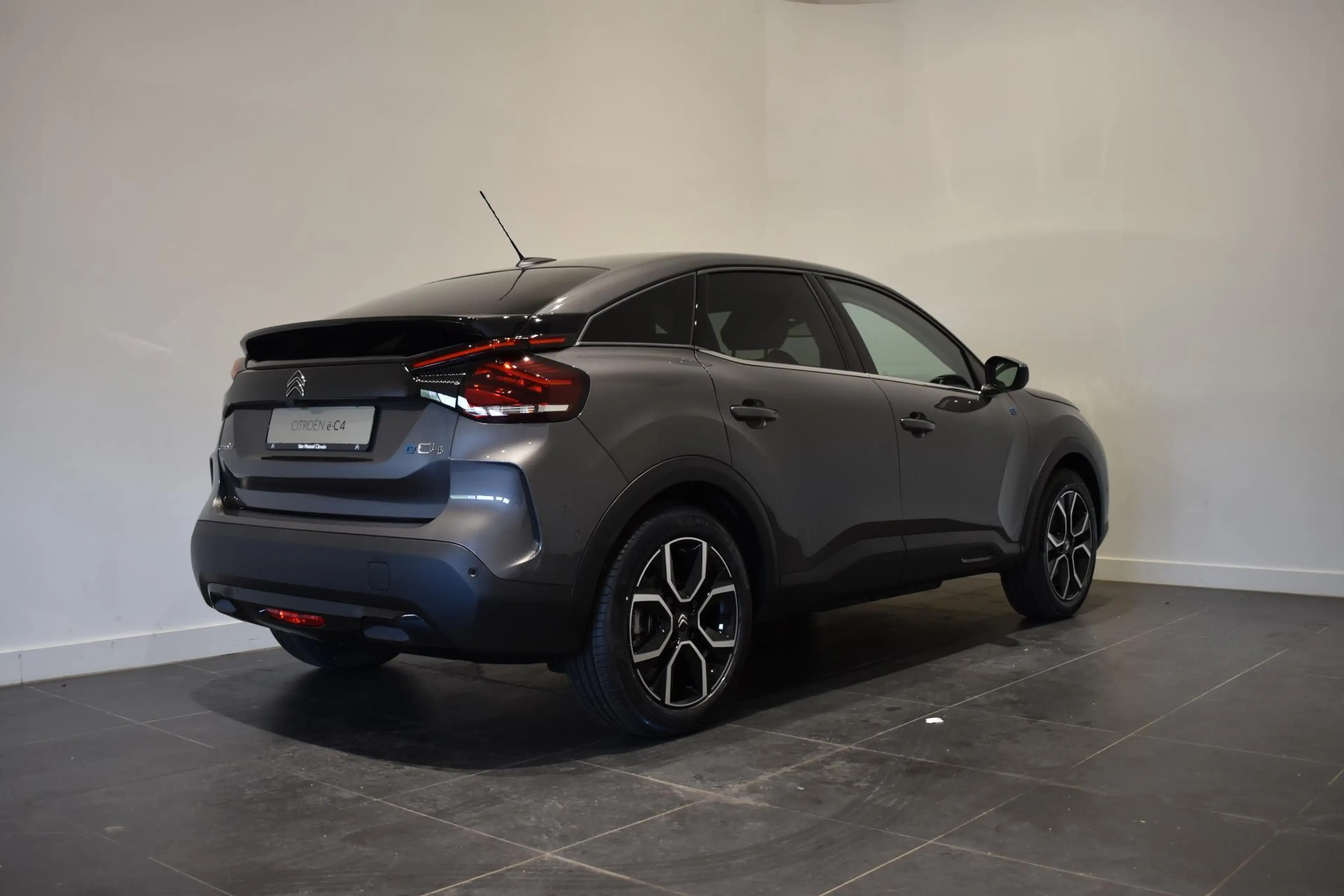 Citroen E-C4 Electric Shine 50 kWh Camera/ leder & verwarmde massage sto — photo 5