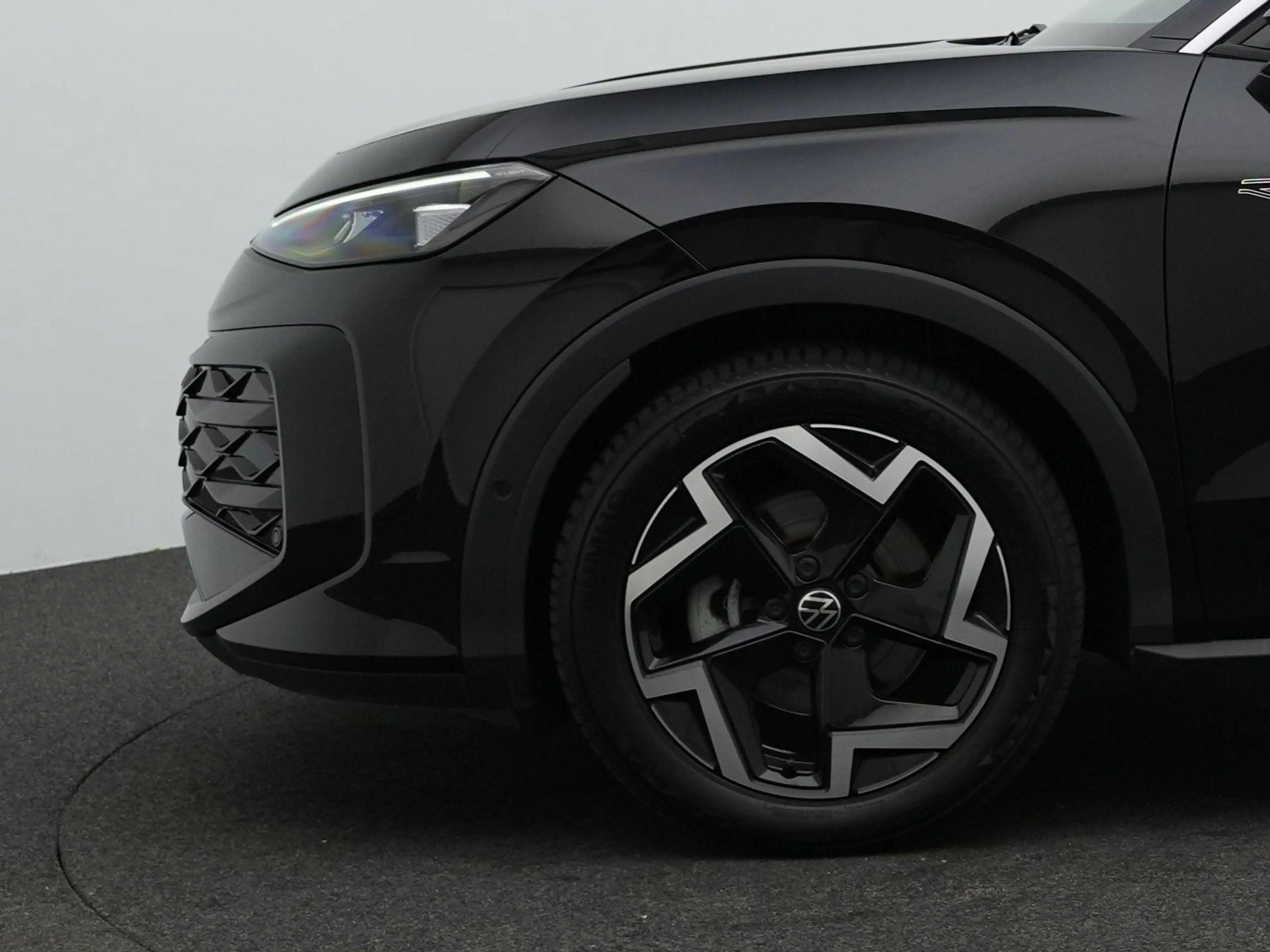 Volkswagen T-Roc 1.5 eTsi 150pk R-Line First Edition | Adaptive Cru — photo 11