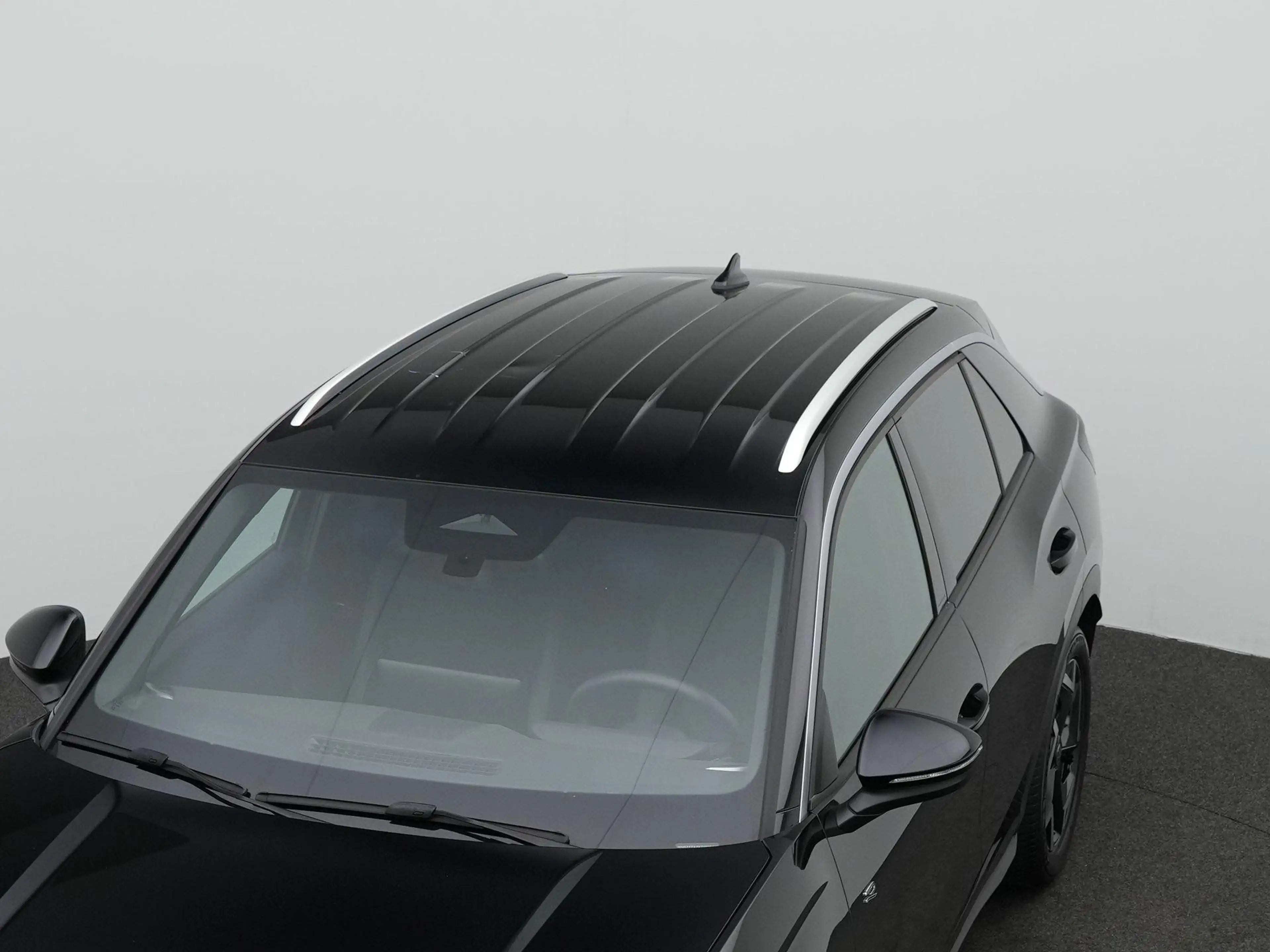 Volkswagen T-Roc 1.5 eTsi 150pk R-Line First Edition | Adaptive Cru — photo 12