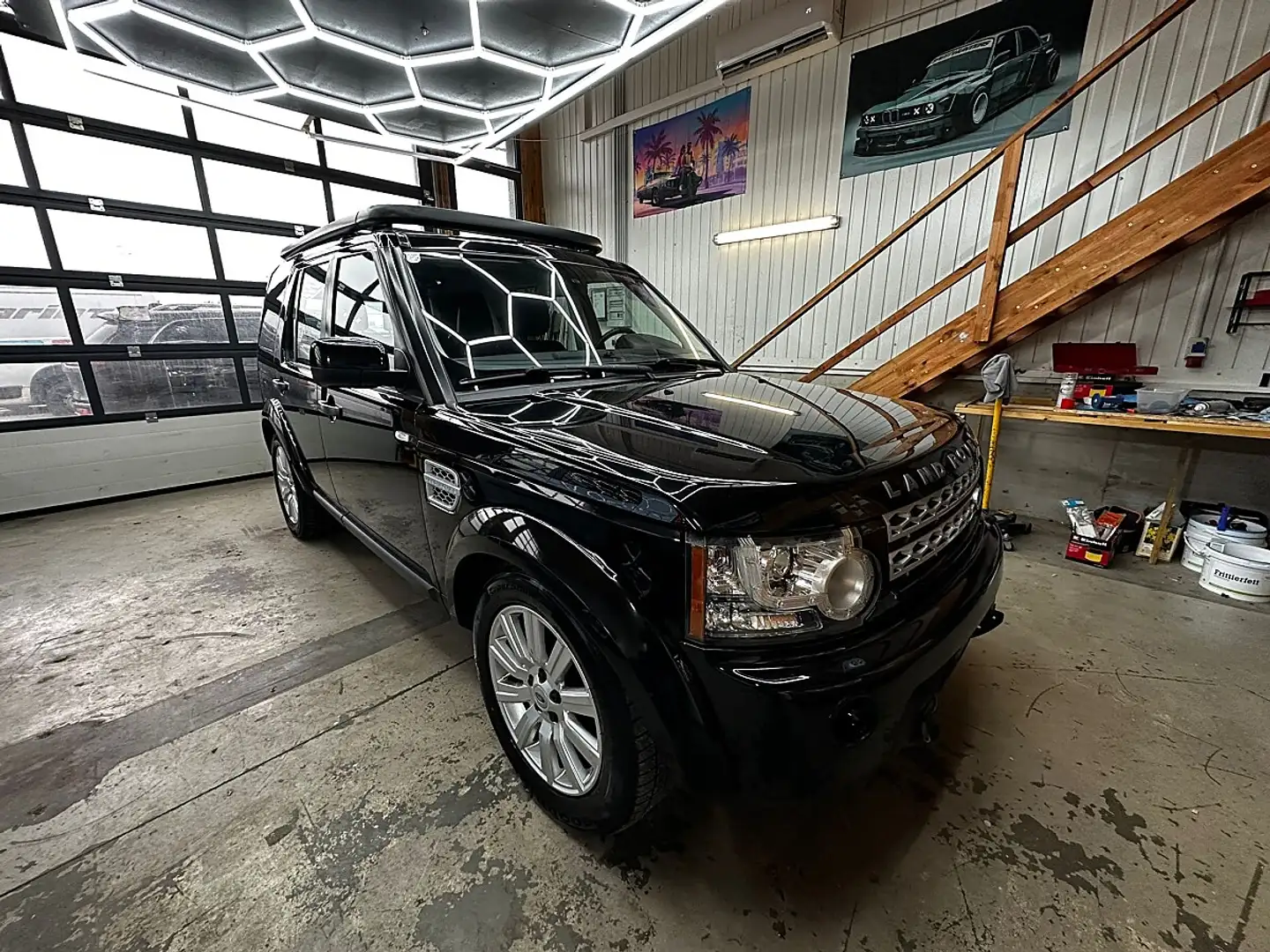Land Rover Discovery 4 3,0 SDV6 HSE DPF Aut. Schwarz - 2