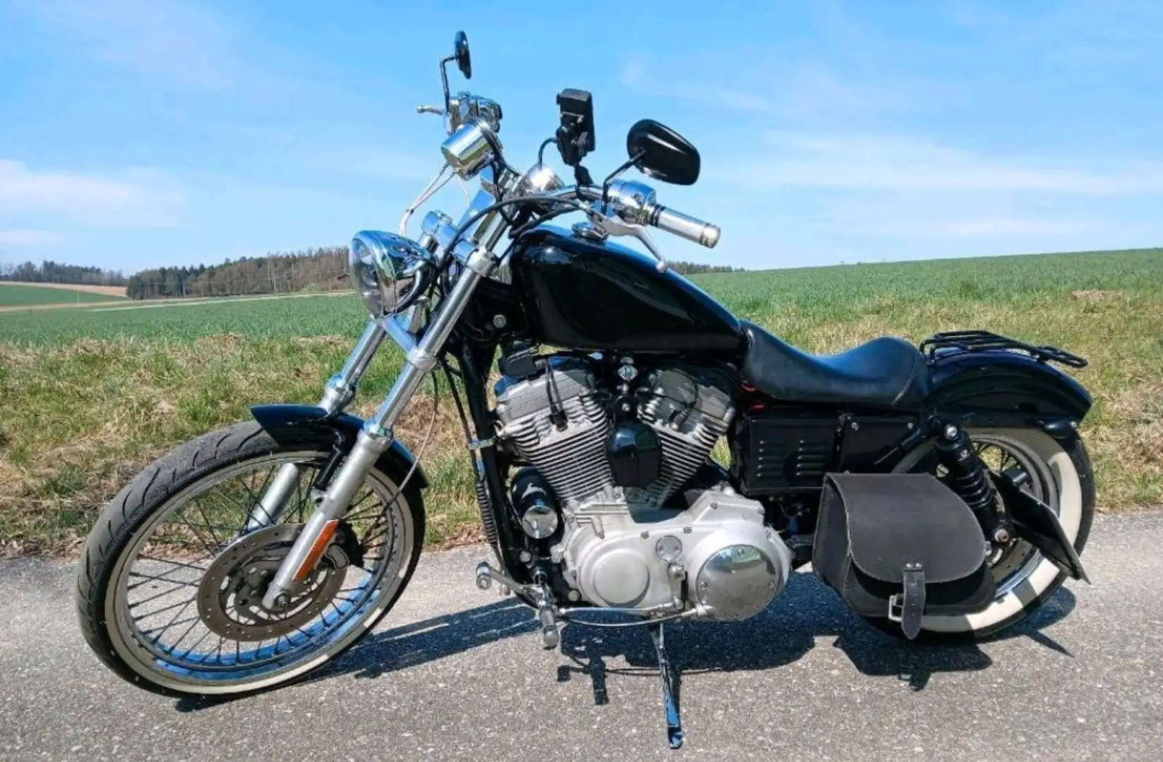 Harley-Davidson Sportster 883 Negru - 1