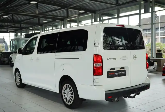 Opel Zafira view 9