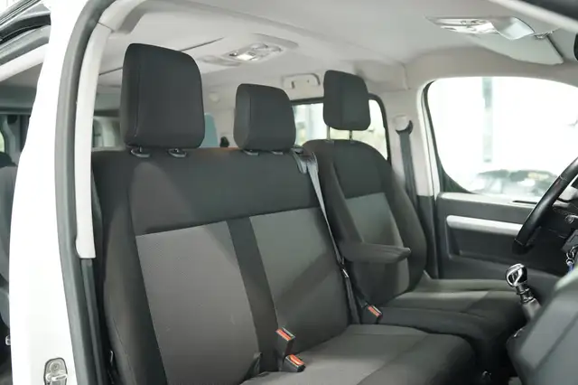 Opel Zafira view 22