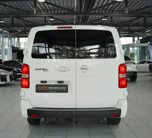 Opel Zafira view 8