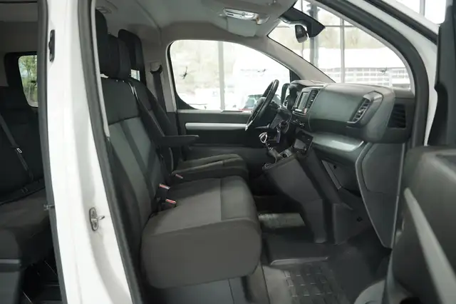Opel Zafira view 21