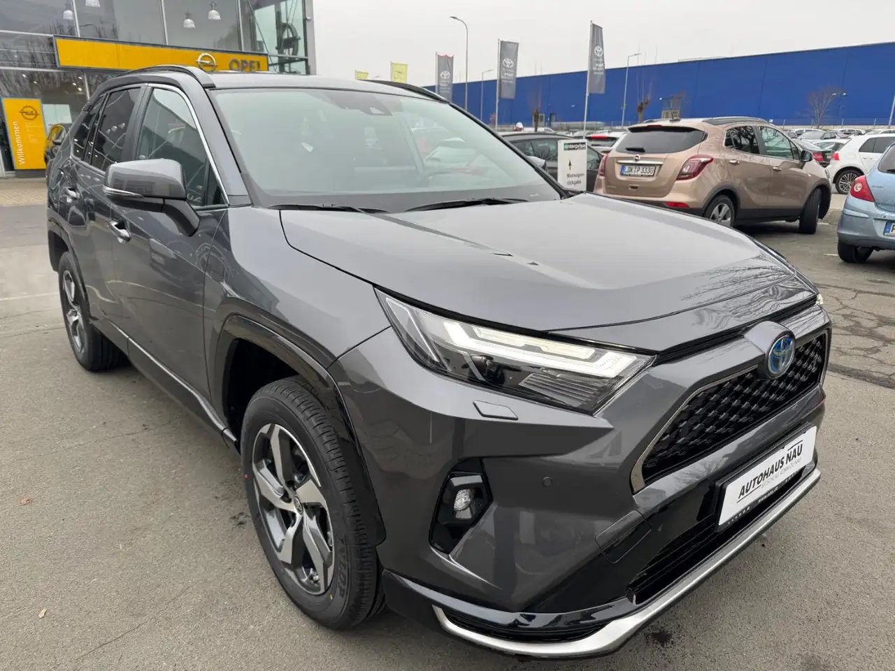 Toyota RAV 4 RAV4 2.5 Teamplayer 4x4 PHEV mit Anhängerkupp 15 J 2