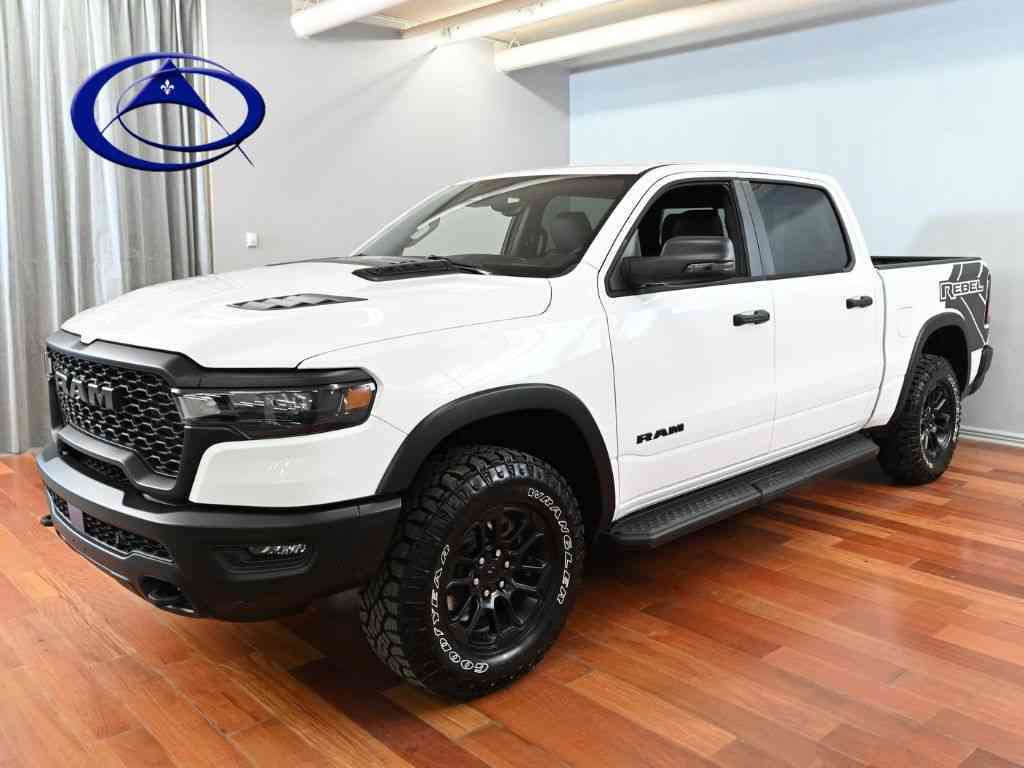 2025 RAM 1500 REBEL 4X4 ECRAN 12'' SIEGES ET VOLANT CHAUFFANT