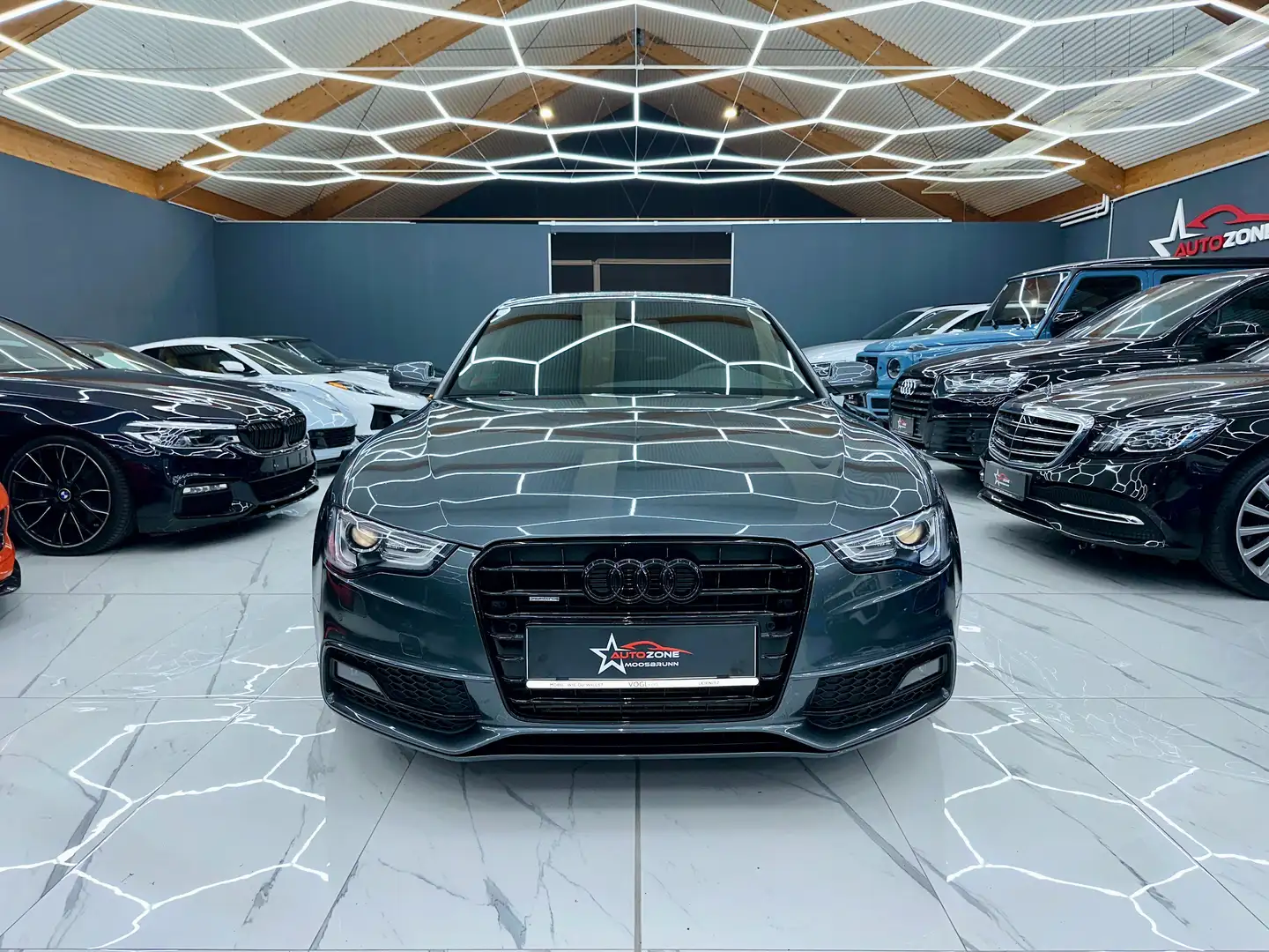 Audi A5 3.0 TDI quattro 3 x S-Line Grau - 2