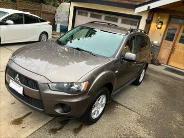 4WD 4dr ES
