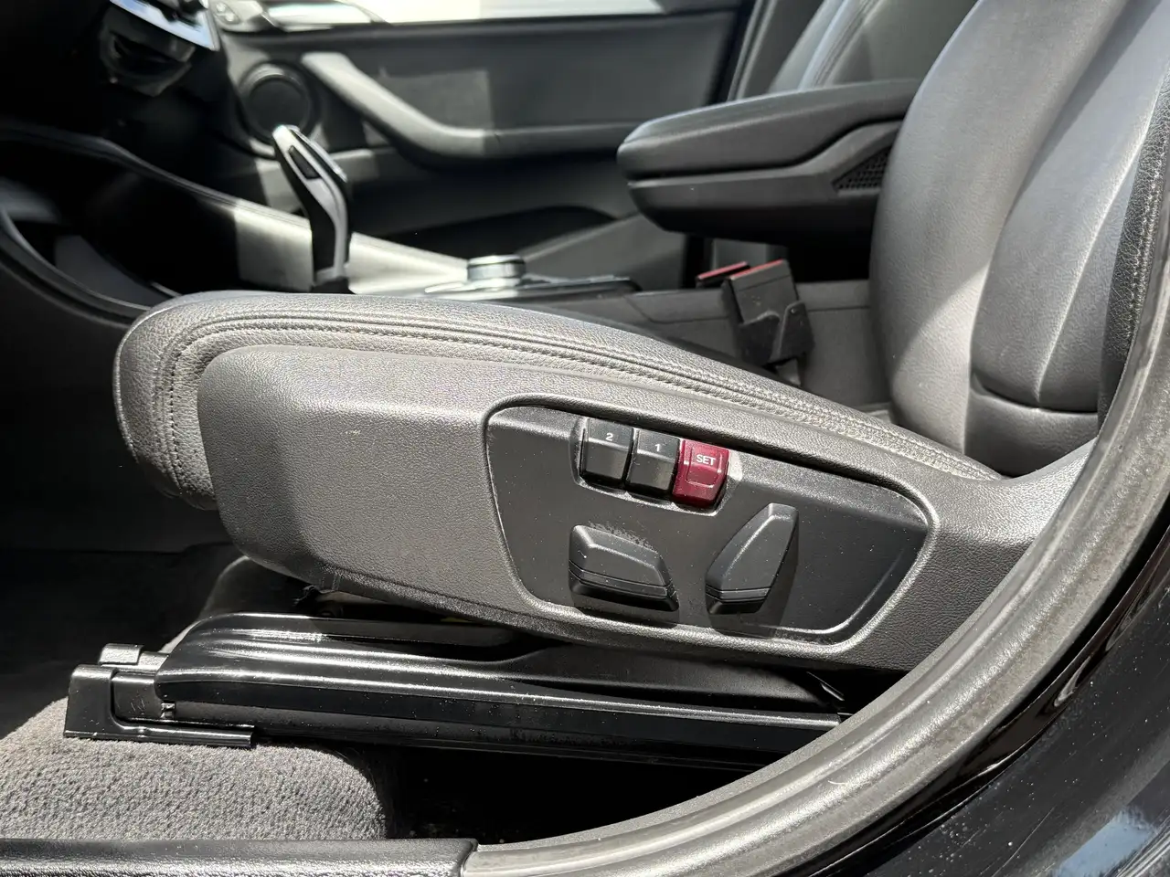 BMW X1 photo BMW X1