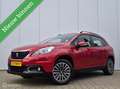 Peugeot 2008 1.2 PURETECH BLUE LION/LED/CARPLAY/TREKHAAK/PDC/CR Rood - thumbnail 1