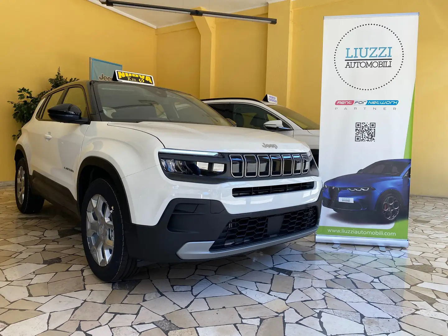 Jeep Avenger Avenger 1.2 turbo Altitude fwd 100cv Bianco - 1