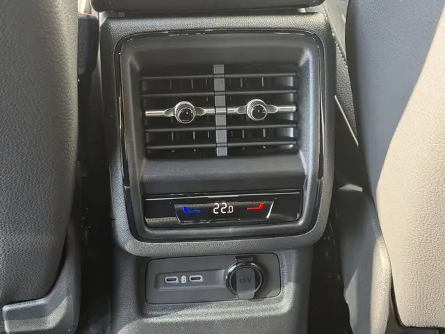 Skoda Kodiaq Sportline 2,0 TDI DSG 4x4 142KW Navi 142 kW (19... Ansicht 13