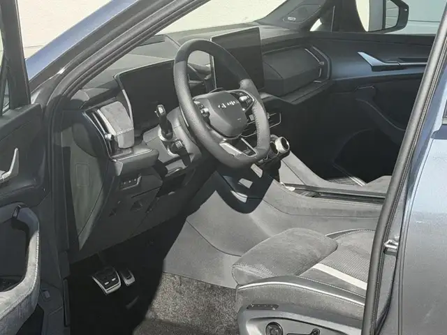 Skoda Kodiaq Sportline 2,0 TDI DSG 4x4 142KW Navi 142 kW (19... Ansicht 9