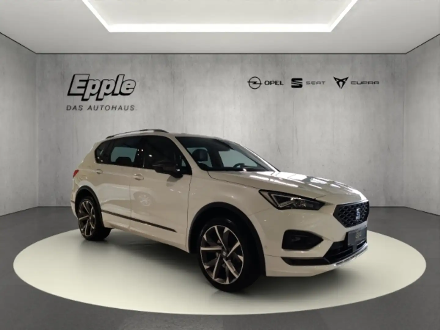 SEAT Tarraco AD AHK-klappbar El. Panodach Navi Leder 130° Kamer Weiß - 1