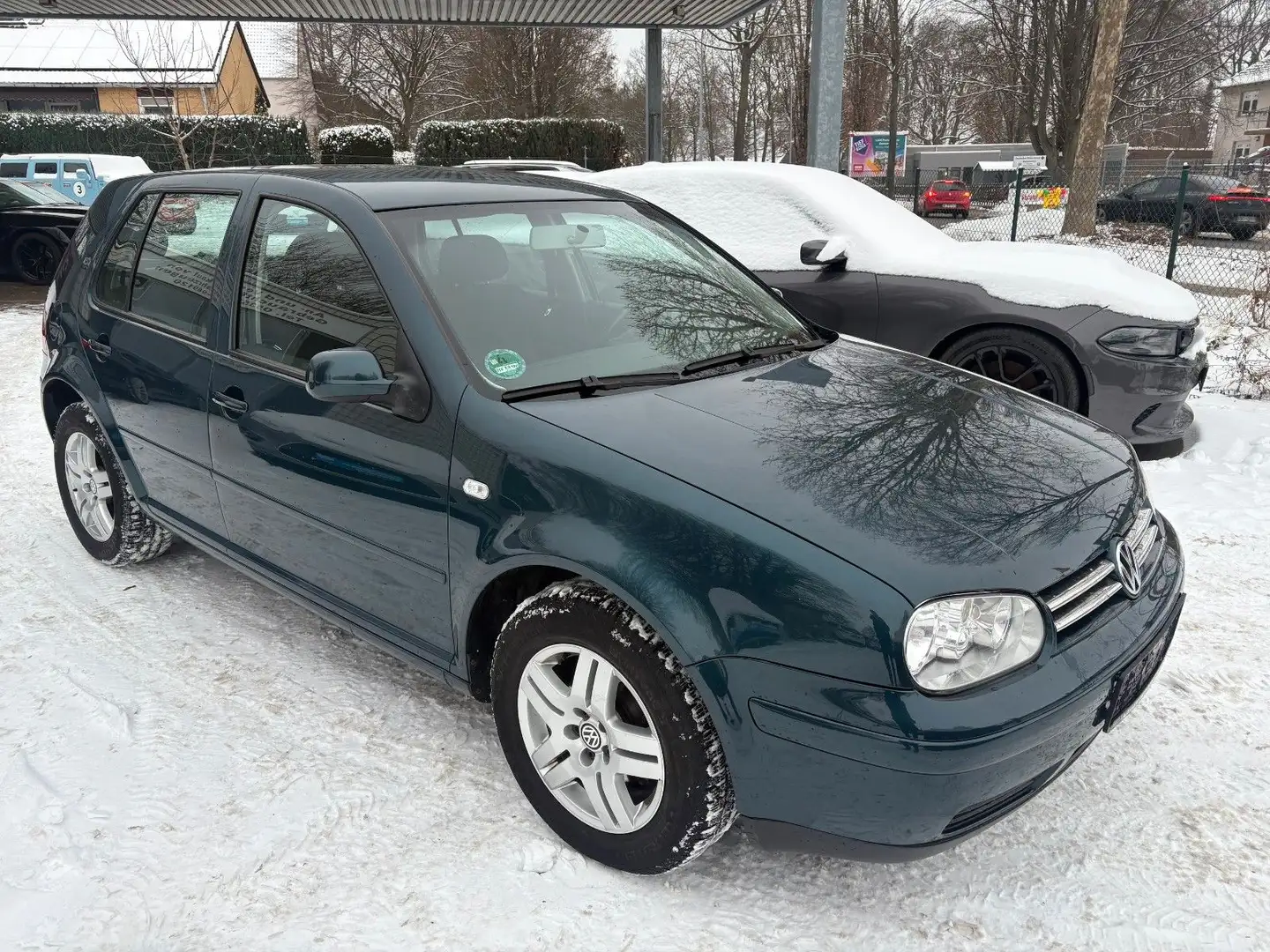 Volkswagen Golf 1.4 **KLIMAAUTOMATIK**2. HD RENTNERFZG.**.. Grün - 1