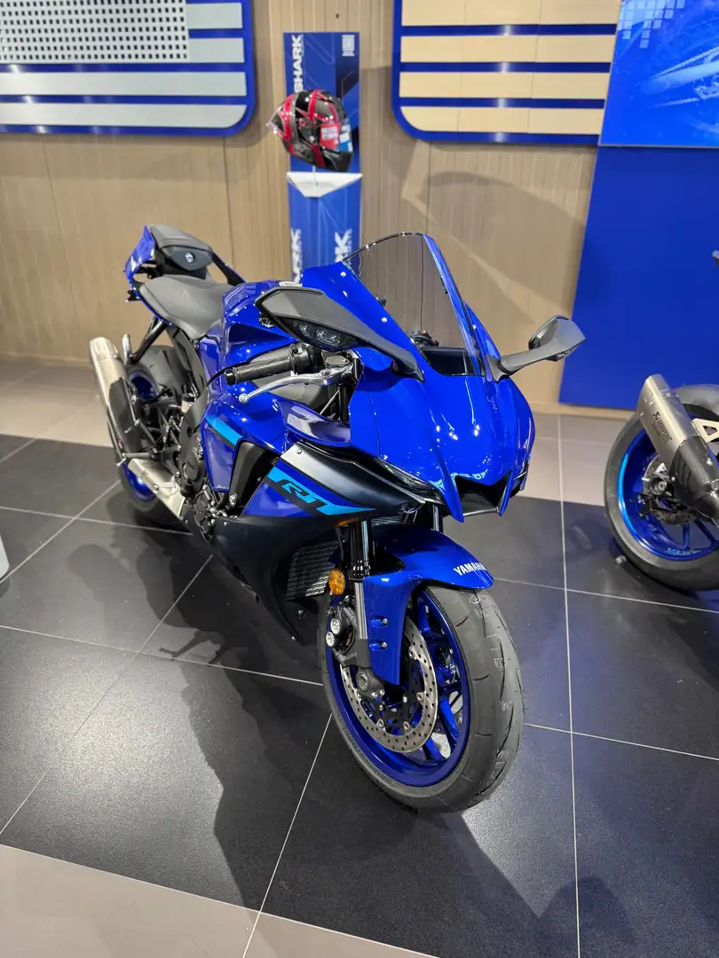 Yamaha YZF-R1 Modell 2024 mit Ausnahmegenehmigung Blau - 2