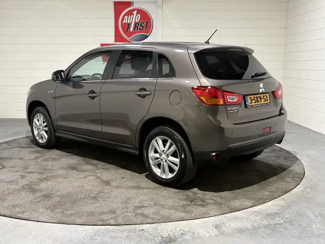 Mitsubishi Asx view 3