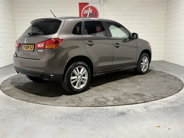 Mitsubishi Asx view 4