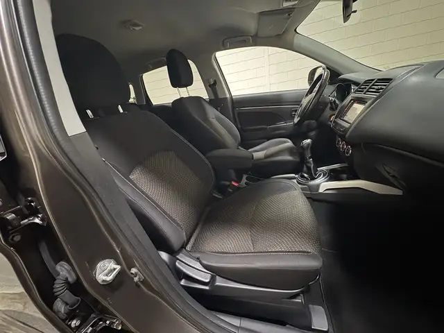 Mitsubishi Asx view 16