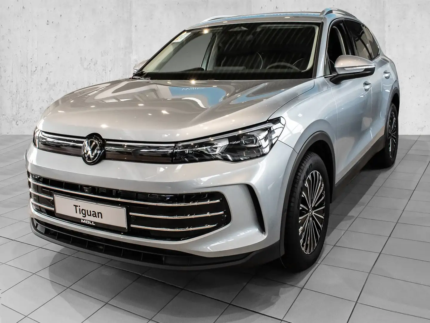 Volkswagen Tiguan Elegance 1.5 l eTSI OPF DSG 360 ACC AHK Silber - 2