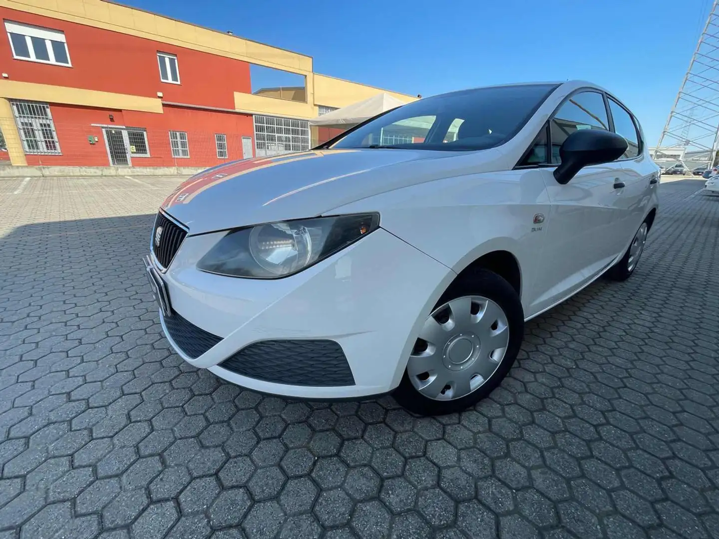 SEAT Ibiza 1.2 12V 70CV 5p. Free Dual Blanc - 1