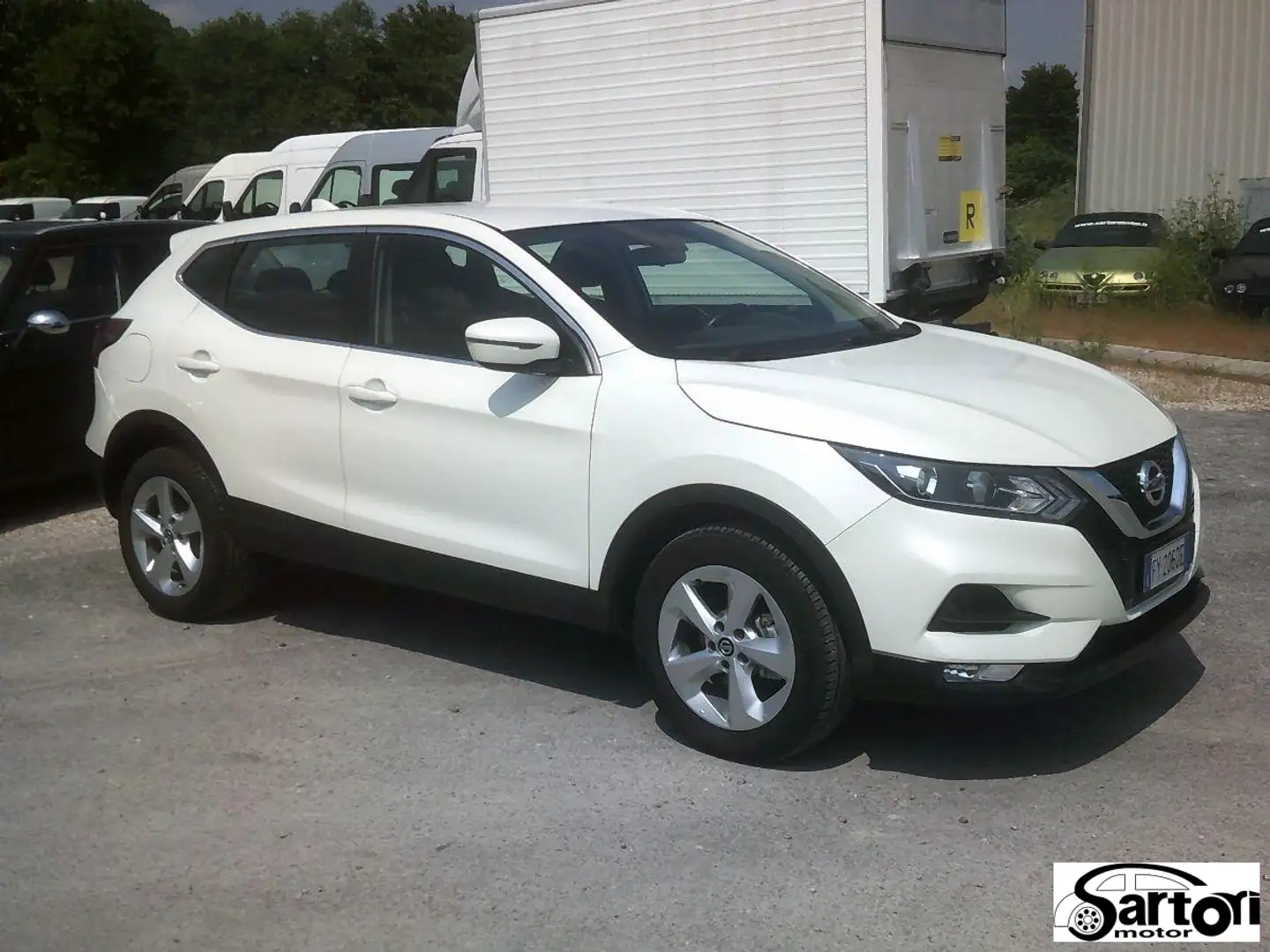 Nissan Qashqai UNIPROPRIETARIO CAMBIO AUTOMATICO! Blanco - 2