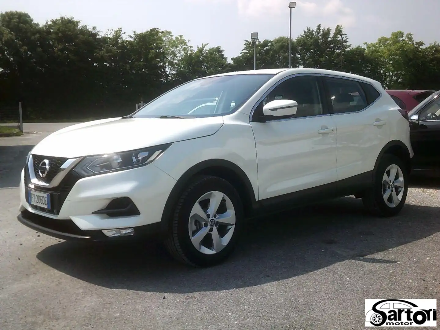 Nissan Qashqai UNIPROPRIETARIO CAMBIO AUTOMATICO! Weiß - 1