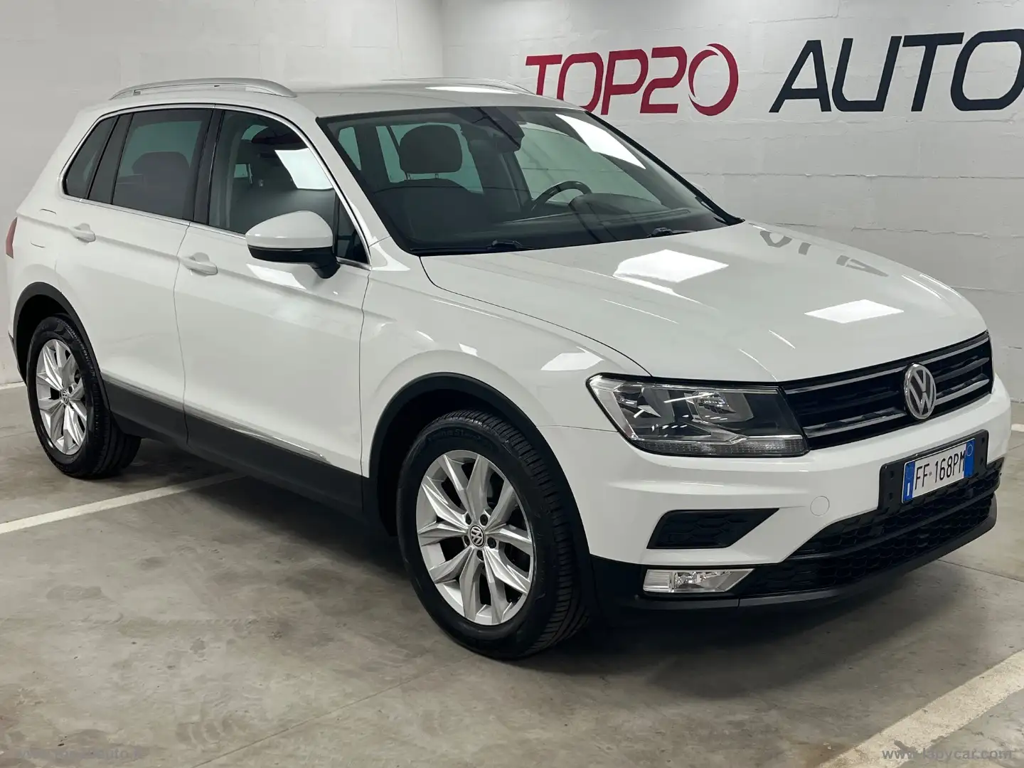 Volkswagen Tiguan 2.0 TDI DSG Business BMT Wit - 2